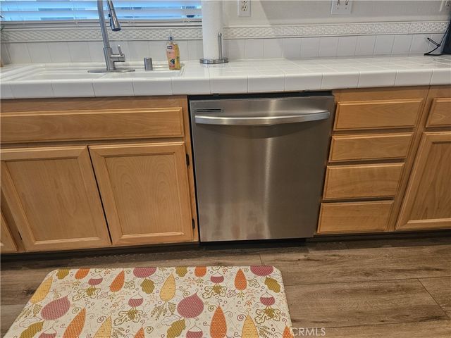 28239 Long Meadow Drive, Menifee, CA 92584