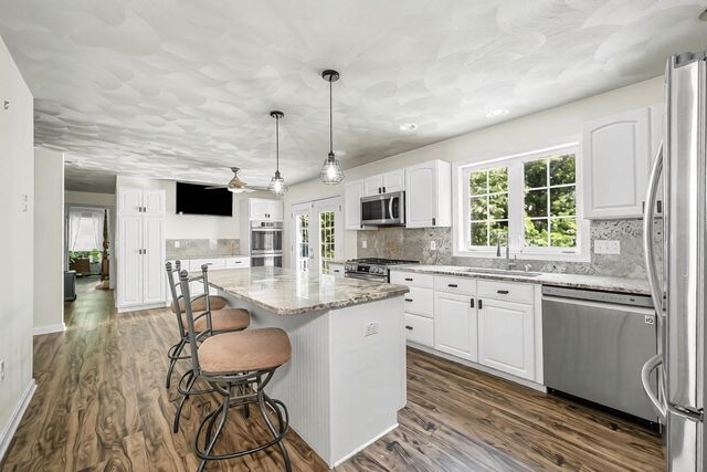 770 Mammoth Road, Pelham, NH 03076