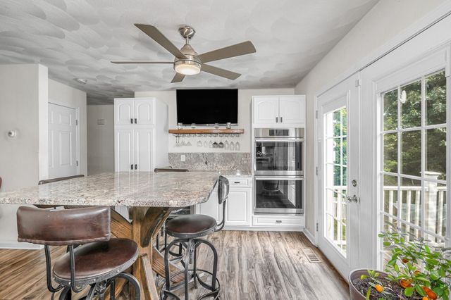 770 Mammoth Road, Pelham, NH 03076