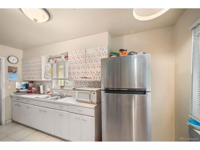 2351 Jamaica St, Aurora, CO 80010