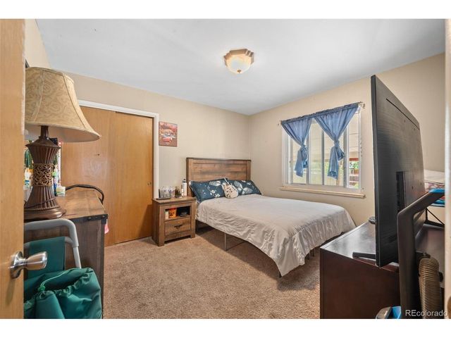 2351 Jamaica St, Aurora, CO 80010