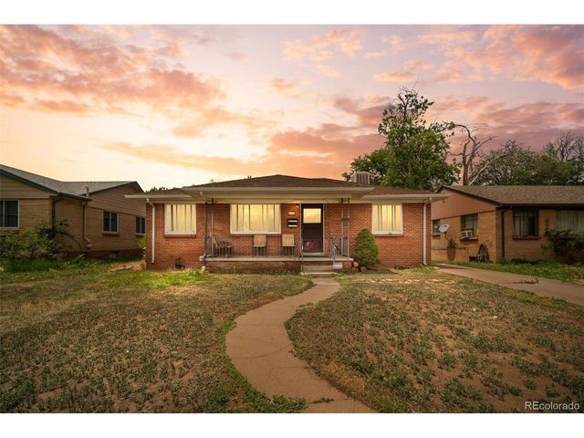 2351 Jamaica St, Aurora, CO 80010