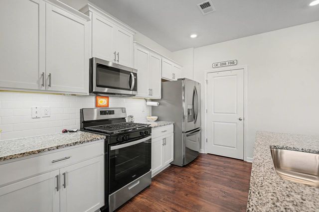 216 Emerald Creek Avenue, Greer, SC 29651