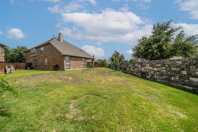 100 Liones Lane, Lewisville, TX 75056