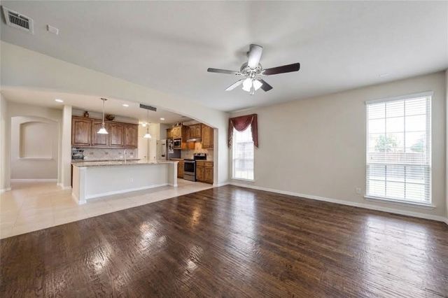 100 Liones Lane, Lewisville, TX 75056