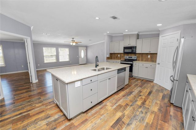 7405 SHOUPE ROAD, Plant City, FL 33565