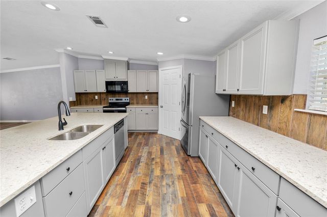 7405 SHOUPE ROAD, Plant City, FL 33565