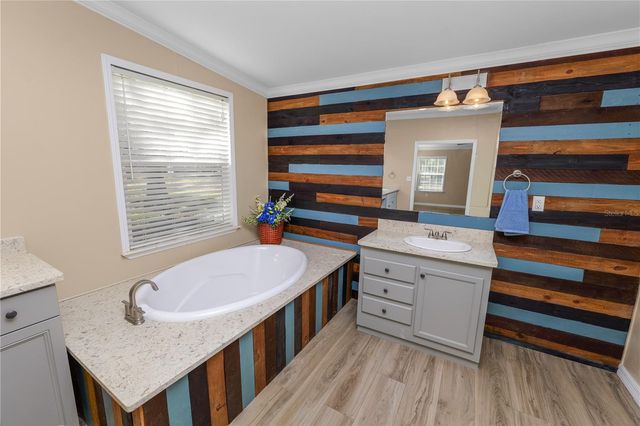 7405 SHOUPE ROAD, Plant City, FL 33565