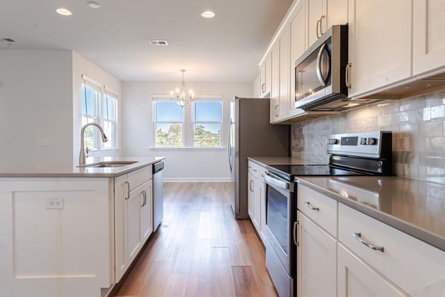 611 Mclernon, Johns Island, SC 29455