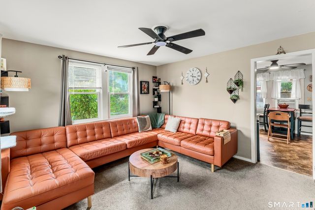 9 Sheridan Court, Plainville, CT 06062