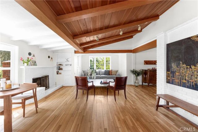 4650 Encino Avenue, Encino, CA 91316