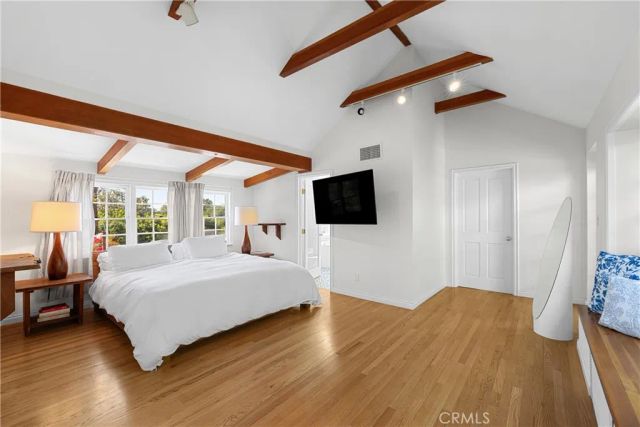4650 Encino Avenue, Encino, CA 91316