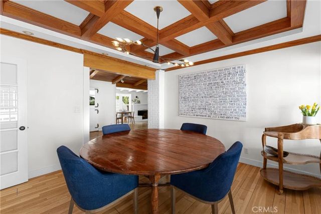 4650 Encino Avenue, Encino, CA 91316
