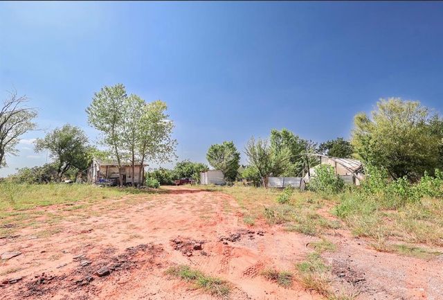 9411 Henley Avenue, Oklahoma City, OK 73131