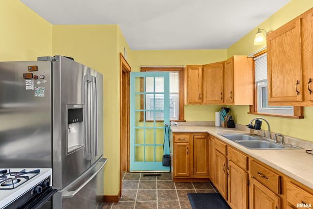 121 ALBERT Street, Washington, IL 61571