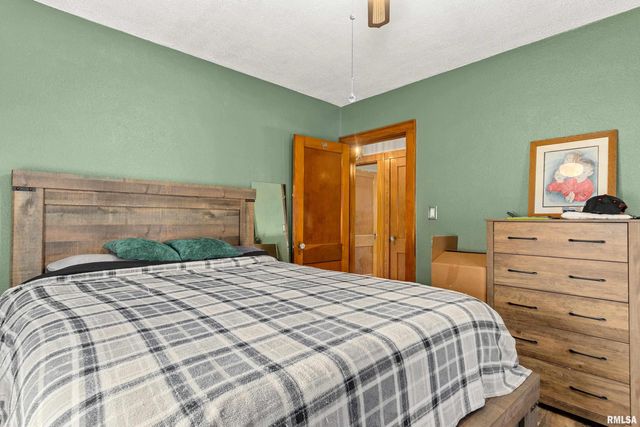 121 ALBERT Street, Washington, IL 61571