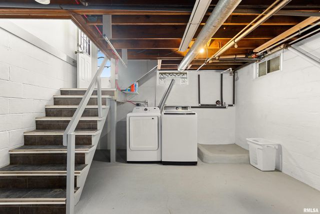 121 ALBERT Street, Washington, IL 61571