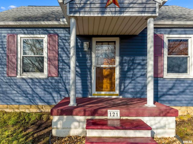121 ALBERT Street, Washington, IL 61571