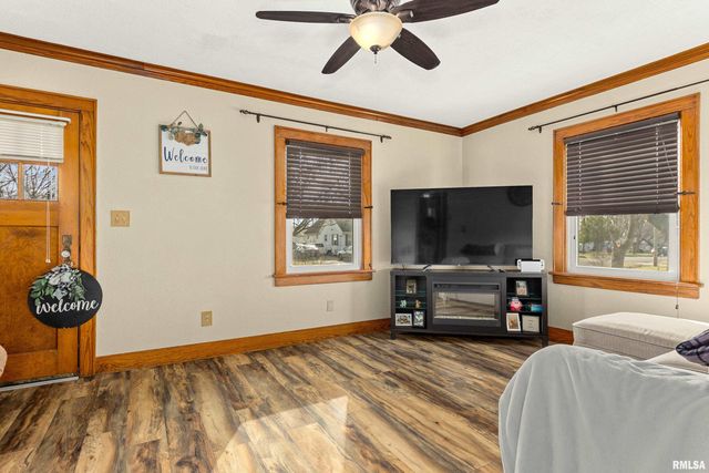 121 ALBERT Street, Washington, IL 61571