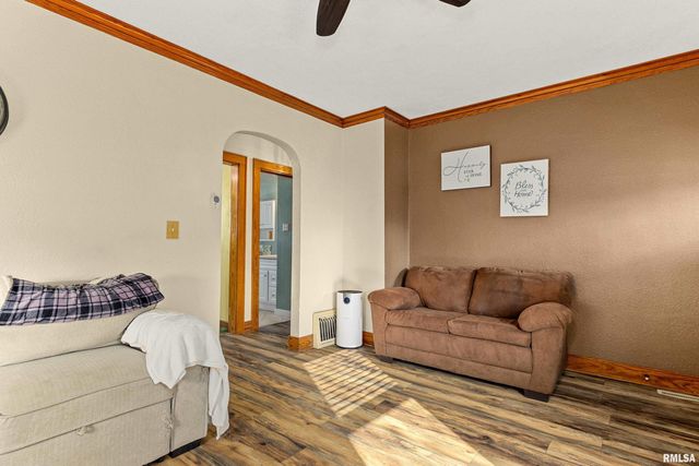 121 ALBERT Street, Washington, IL 61571