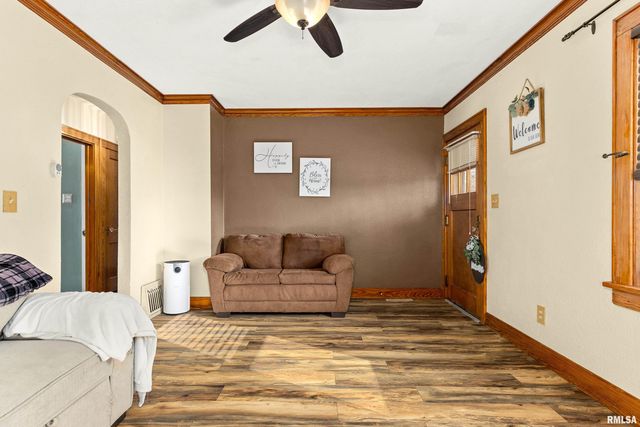 121 ALBERT Street, Washington, IL 61571