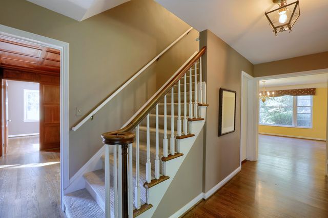 6022 Orion Road, Rochester Hills, MI 48306