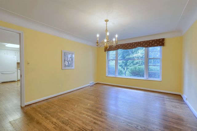 6022 Orion Road, Rochester Hills, MI 48306