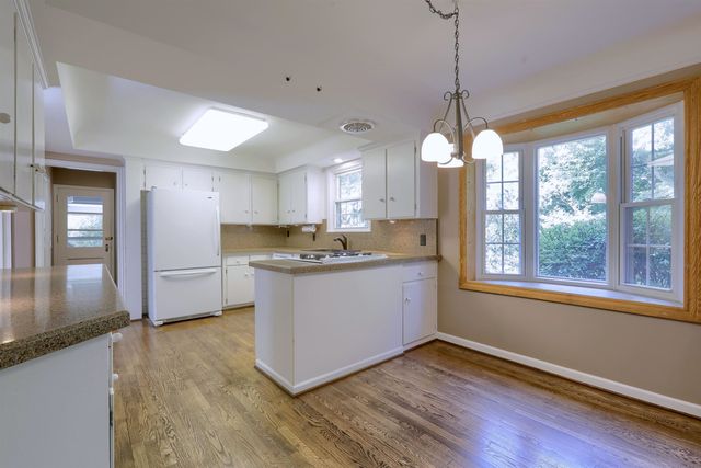 6022 Orion Road, Rochester Hills, MI 48306