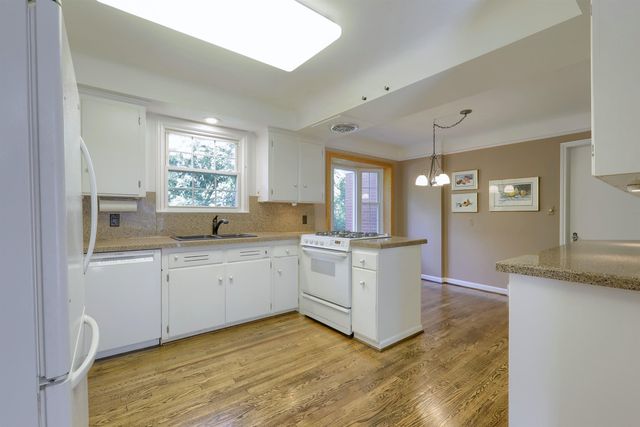 6022 Orion Road, Rochester Hills, MI 48306