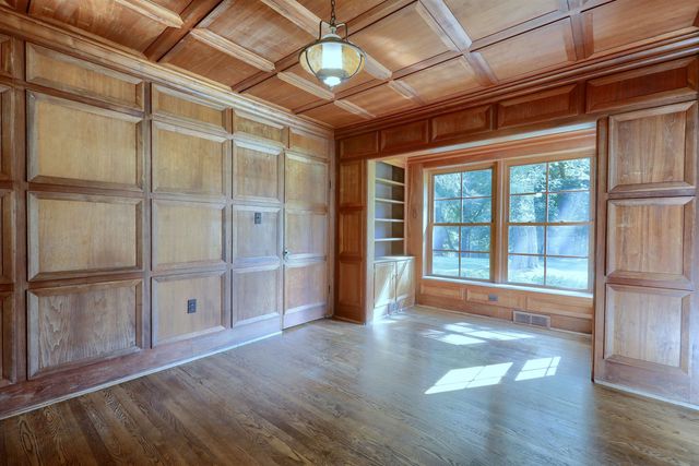 6022 Orion Road, Rochester Hills, MI 48306