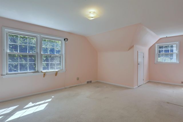 6022 Orion Road, Rochester Hills, MI 48306