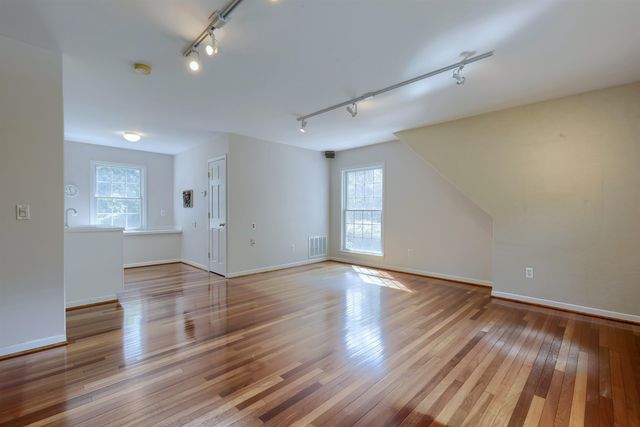 6022 Orion Road, Rochester Hills, MI 48306