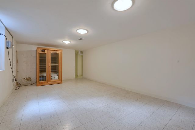 6022 Orion Road, Rochester Hills, MI 48306