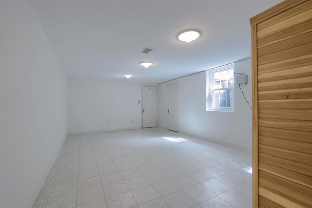 6022 Orion Road, Rochester Hills, MI 48306