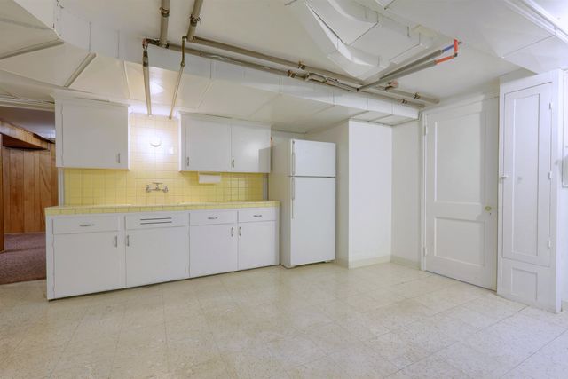 6022 Orion Road, Rochester Hills, MI 48306