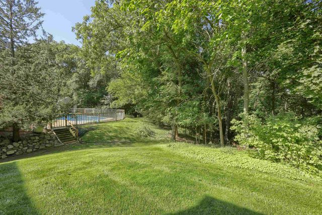 6022 Orion Road, Rochester Hills, MI 48306