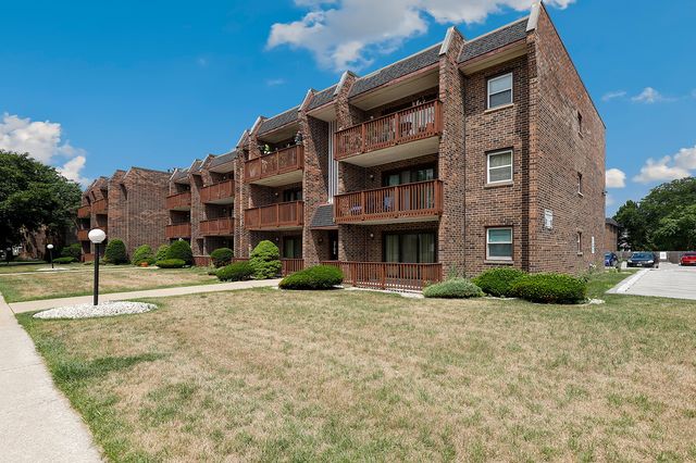 3704 215th Street 205, Matteson, IL 60443