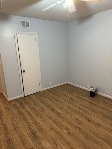 89 Snug Harbor DR, Hampton, VA 23661