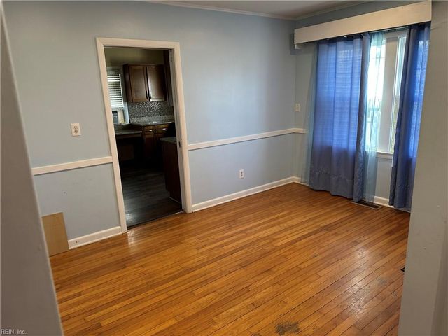 89 Snug Harbor DR, Hampton, VA 23661