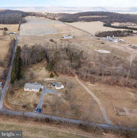 2467 BUCK HILL RD, Mount Jackson, VA 22842