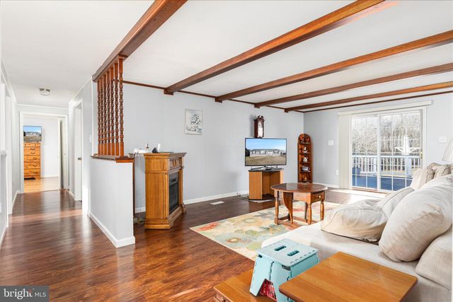 2467 BUCK HILL RD, Mount Jackson, VA 22842