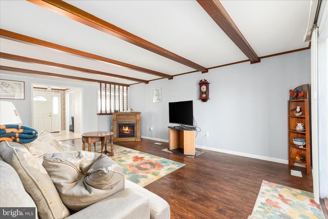 2467 BUCK HILL RD, Mount Jackson, VA 22842