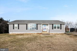 2467 BUCK HILL RD, Mount Jackson, VA 22842