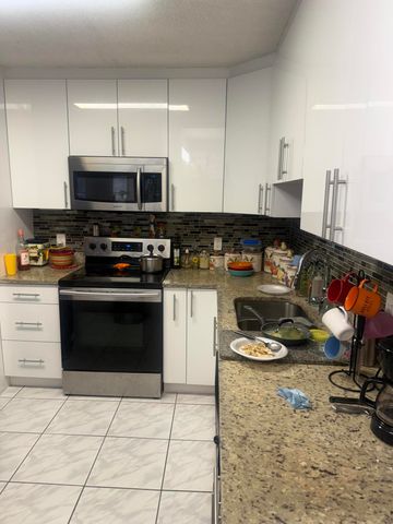3526 LA PALMAS Court A-1, Greenacres, FL 33463