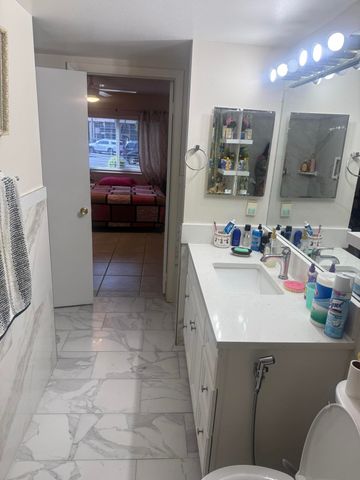 3526 LA PALMAS Court A-1, Greenacres, FL 33463