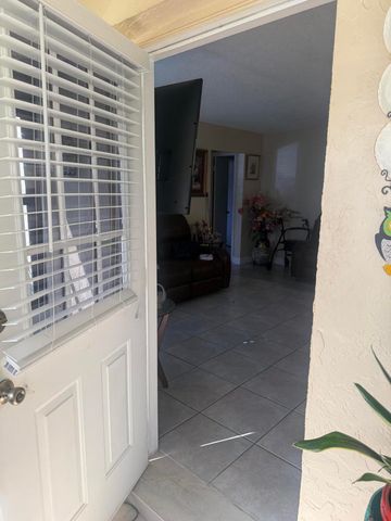 3526 LA PALMAS Court A-1, Greenacres, FL 33463