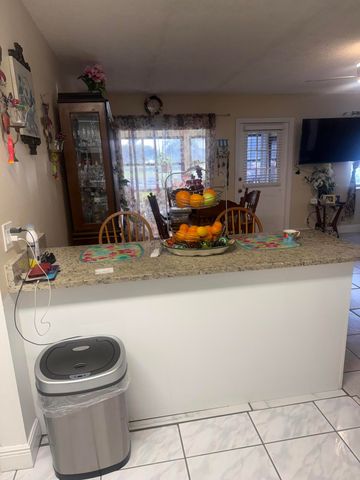 3526 LA PALMAS Court A-1, Greenacres, FL 33463