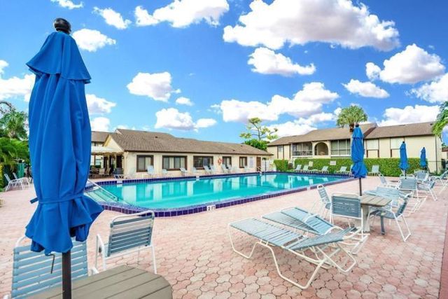 3526 LA PALMAS Court A-1, Greenacres, FL 33463
