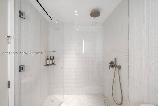 2901 Collins Ave 901, Miami Beach, FL 33140