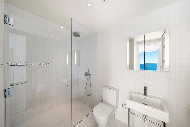 2901 Collins Ave 901, Miami Beach, FL 33140